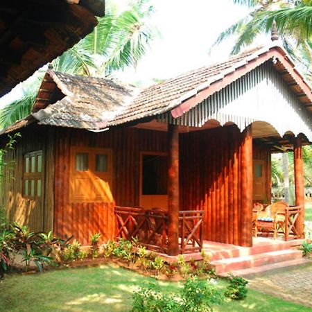 Pranav Beach Resort Cananor Exterior foto