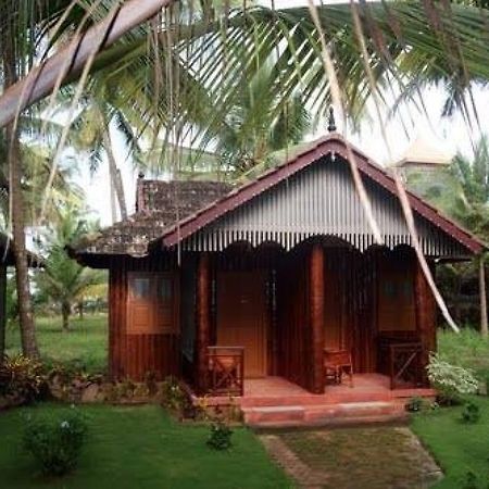 Pranav Beach Resort Cananor Exterior foto