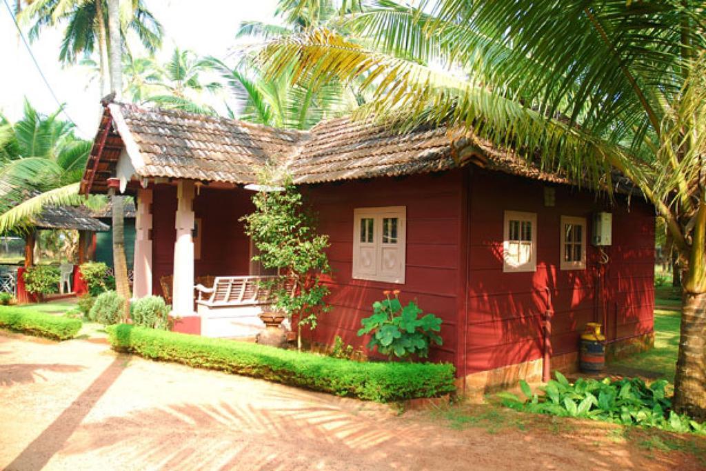 Pranav Beach Resort Cananor Exterior foto