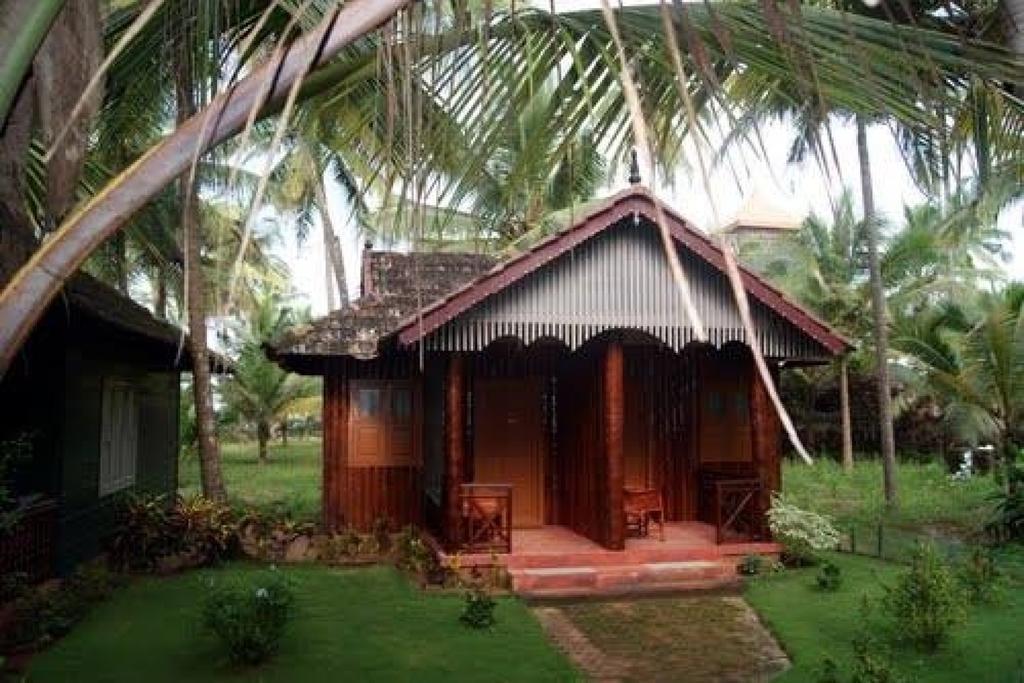 Pranav Beach Resort Cananor Exterior foto