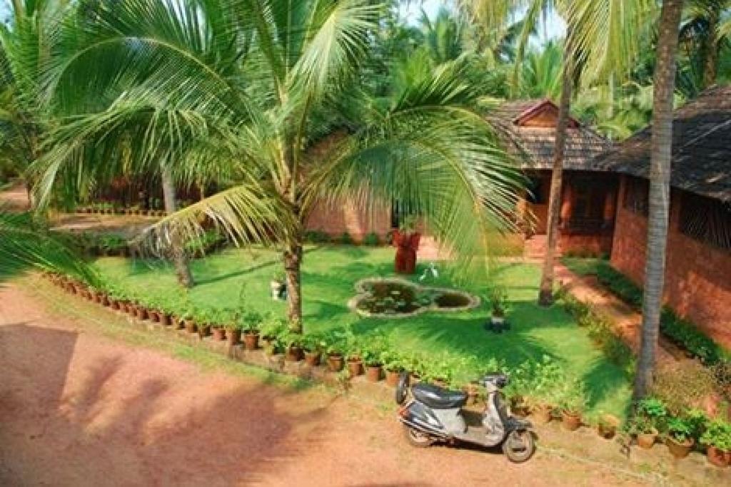 Pranav Beach Resort Cananor Exterior foto