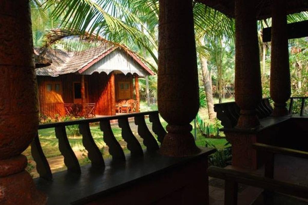 Pranav Beach Resort Cananor Exterior foto
